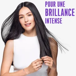 Baume lissant pour cheveux indisciplinés BC Frizz Away
